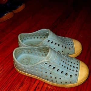 Baby blue Natives size 11